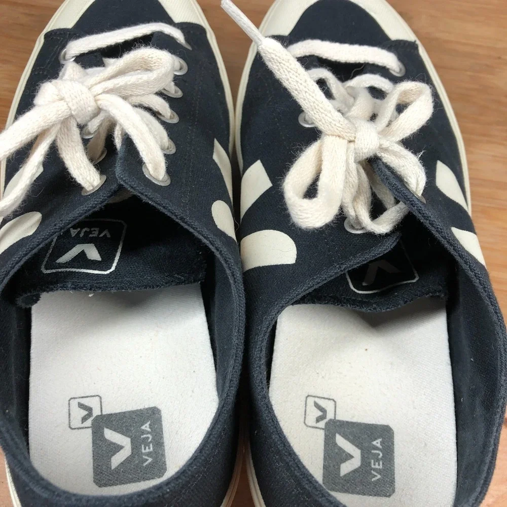 veja nova womens size 8 shoes black canvas comfort walking casual sneakers